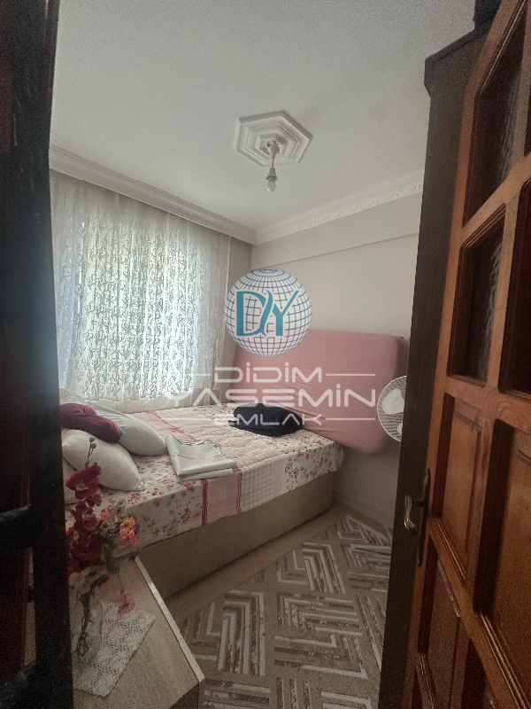 MERKEZİ KONUMDA FULL EŞYALI SATILIK DAİRE