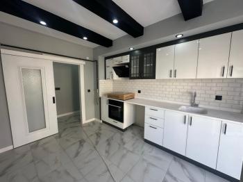 AFYON ÜÇOK EMLAKTAN FATİH MAH SATILIK SIFIR LÜX 3+1 DAİRELER