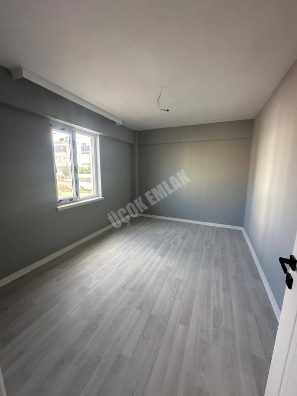 AFYON ÜÇOK EMLAKTAN FATİH MAH SATILIK SIFIR LÜX 3+1 DAİRELER