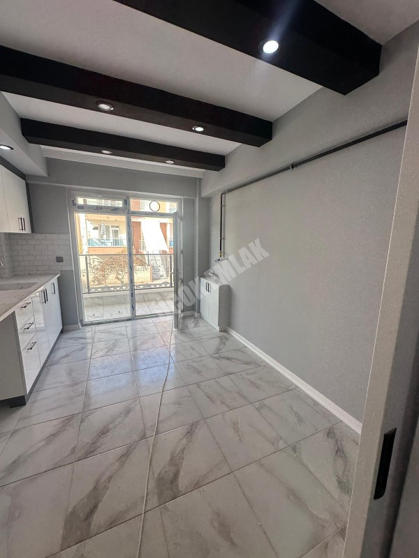 AFYON ÜÇOK EMLAKTAN FATİH MAH SATILIK SIFIR LÜX 3+1 DAİRELER