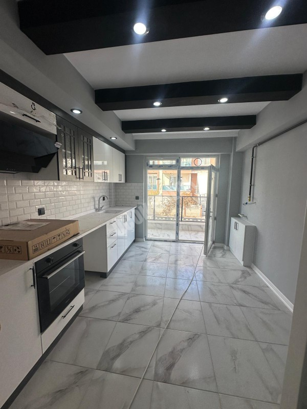 AFYON ÜÇOK EMLAKTAN FATİH MAH SATILIK SIFIR LÜX 3+1 DAİRELER