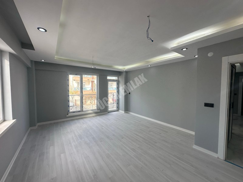 AFYON ÜÇOK EMLAKTAN FATİH MAH SATILIK SIFIR LÜX 3+1 DAİRELER