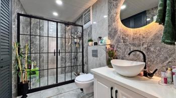 Elmas’tan 75.Yıl Mh’de Deniz Manzaralı Cepheleri Açık Ferah 3+1