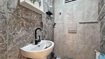 Elmas’tan 75.Yıl Mh’de Deniz Manzaralı Cepheleri Açık Ferah 3+1