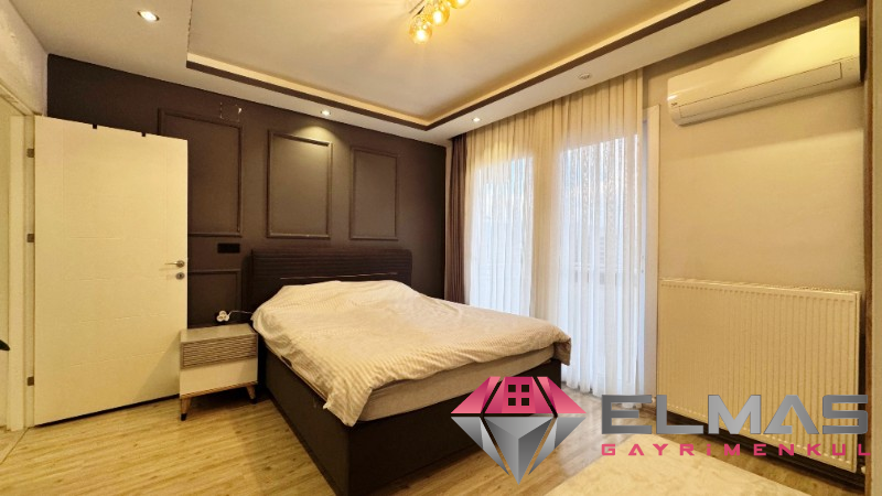 Elmas’tan 75.Yıl Mh’de Deniz Manzaralı Cepheleri Açık Ferah  3+1