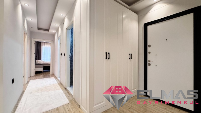 Elmas’tan 75.Yıl Mh’de Deniz Manzaralı Cepheleri Açık Ferah  3+1