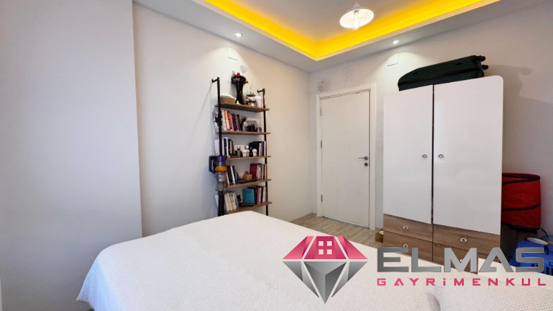 Elmas’tan 75.Yıl Mh’de Deniz Manzaralı Cepheleri Açık Ferah  3+1