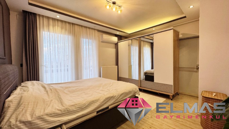 Elmas’tan 75.Yıl Mh’de Deniz Manzaralı Cepheleri Açık Ferah  3+1