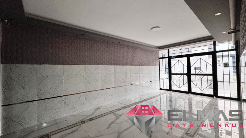 Elmas’tan 75.Yıl Mh’de Deniz Manzaralı Cepheleri Açık Ferah  3+1