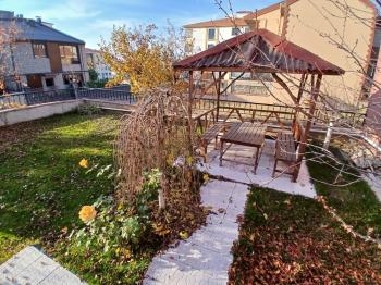 GÜVENAY - ÇORUM BİNEVLERDE PINAR KOLEJİ CİVARI 8+1 SATILIK VİLLA