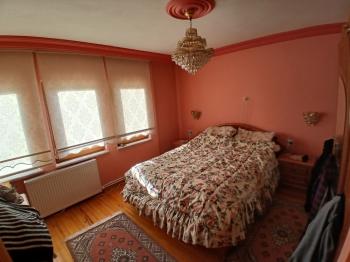 GÜVENAY - ÇORUM BİNEVLERDE PINAR KOLEJİ CİVARI 8+1 SATILIK VİLLA