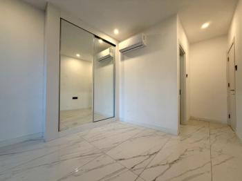 Kıbrıs Girne Karakum Akacan Cruise Sitesinde Satılık Havuz Manzaralı 2+1 Daire