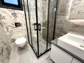 Kıbrıs Girne Karakum Akacan Cruise Sitesinde Satılık Havuz Manzaralı 2+1 Daire