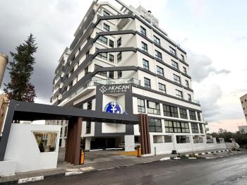 Kıbrıs Girne Karakum Akacan Cruise Sitesinde Satılık Havuz Manzaralı 2+1 Daire