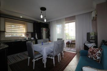 ASLAN'DAN MERKEZİ KONUMDA 4 CEPHELİ, 280 M2, ORJİNAL 4+1 DAİRE