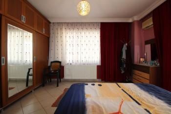 ASLAN'DAN MERKEZİ KONUMDA 4 CEPHELİ, 280 M2, ORJİNAL 4+1 DAİRE