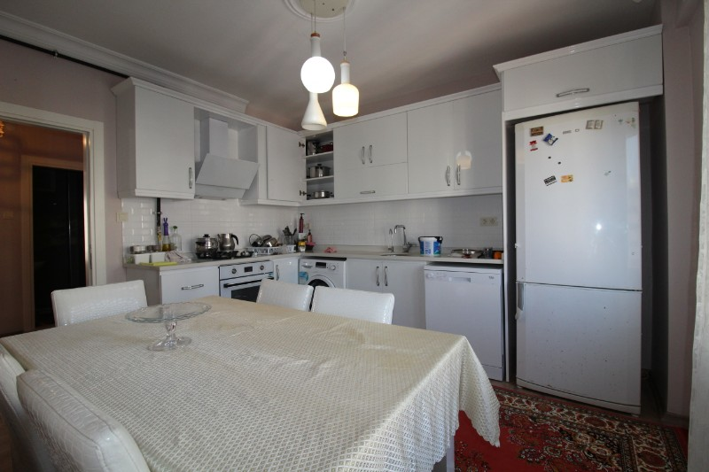 ASLAN' DAN MENDERES'TE SİTE İÇİ, FULL YAPILI, DOĞALGAZLI 3+1 DAİRE