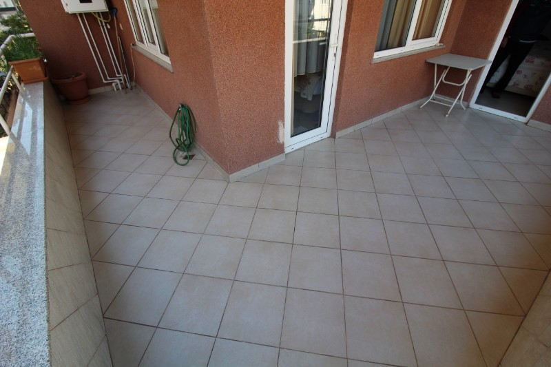 ASLAN'DAN MERKEZİ KONUMDA 4 CEPHELİ, 280 M2, ORJİNAL 4+1 DAİRE