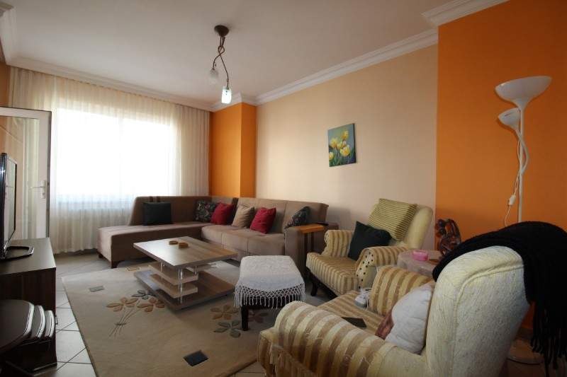 ASLAN'DAN MERKEZİ KONUMDA 4 CEPHELİ, 280 M2, ORJİNAL 4+1 DAİRE