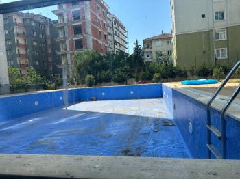 KARTAL PETROLİŞ’TE SIFIR, LÜKS 3+1 – EBEVEYN BANYOLU, KAPALI OTOPARKLI, HAVUZLU SİTEDE