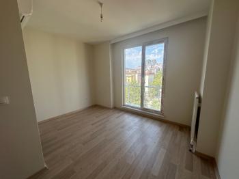 KARTAL PETROLİŞ’TE SIFIR, LÜKS 3+1 – EBEVEYN BANYOLU, KAPALI OTOPARKLI, HAVUZLU SİTEDE