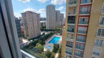 FİNANS MERKEZİNE YAKIN GÜVENLİKLİ SİTEDE ARA KAT 