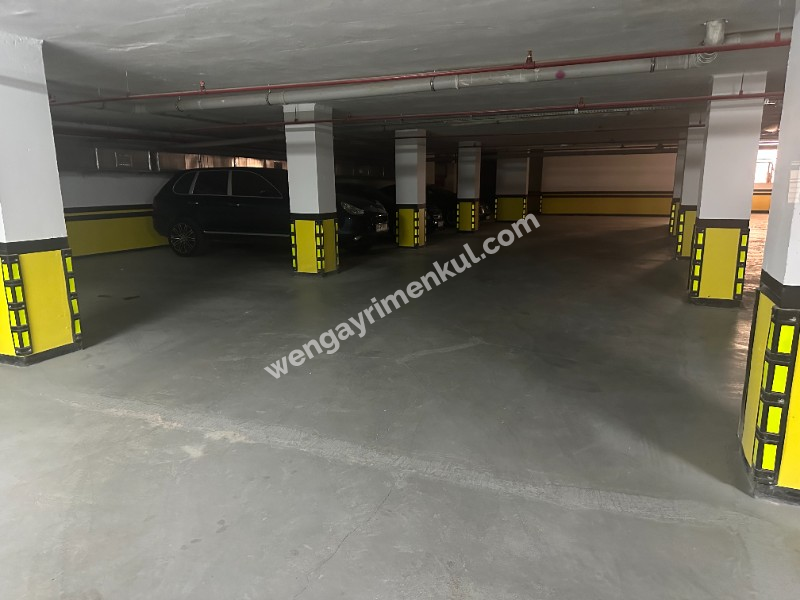 KARTAL PETROLİŞ’TE SIFIR, LÜKS 3+1 – EBEVEYN BANYOLU, KAPALI OTOPARKLI, HAVUZLU SİTEDE