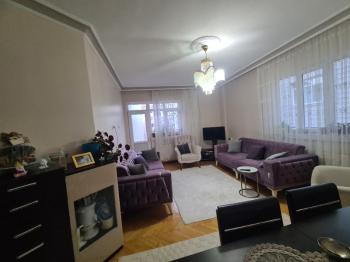 Eski rektörlük civarı 3+1  satılık kombili daire