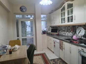 Eski rektörlük civarı 3+1  satılık kombili daire