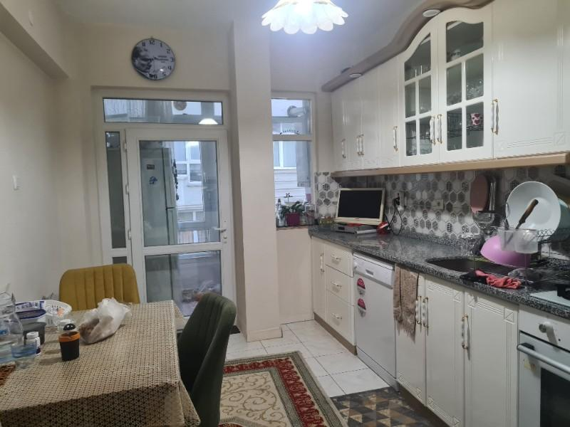 Eski rektörlük civarı 3+1  satılık kombili   daire