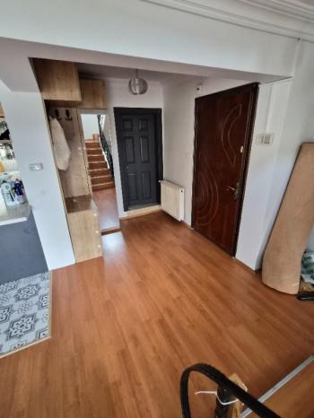 Mudanyada Deniz Manzaralı Triplex Villa