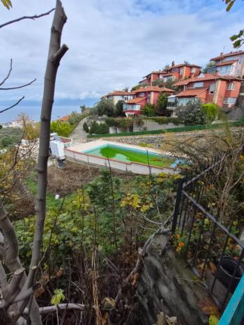 Mudanyada Deniz Manzaralı Triplex Villa