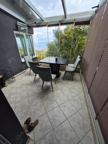 Mudanyada Deniz Manzaralı Triplex Villa