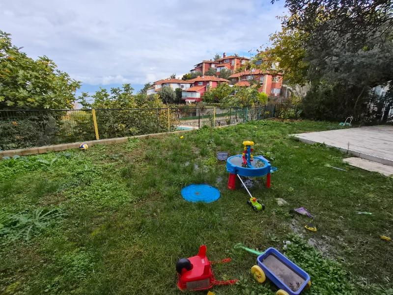 Mudanyada Deniz Manzaralı Triplex Villa