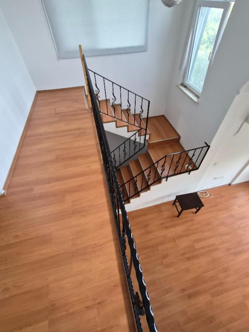 Mudanyada Deniz Manzaralı Triplex Villa