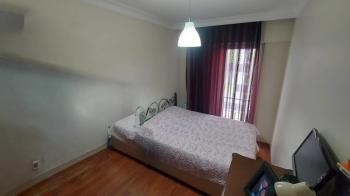 FİNANS MERKEZİNE YAKIN GÜVENLİKLİ SİTEDE ARA KAT 