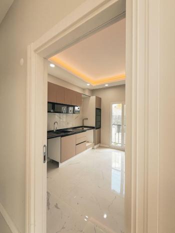 BEYLİKDÜZÜ GÜRPINAR DA 6+2 SATILIK HAVUZLU VİLLA