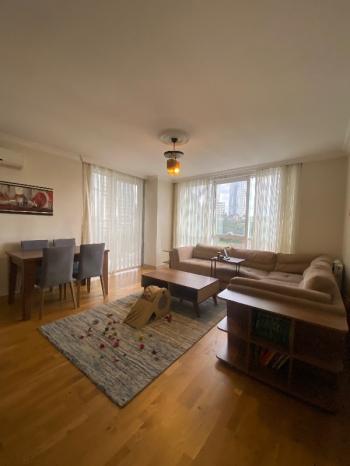 ŞiŞLi HALİDE EDİP ADIVARDA TUNNEL PLAZADA 2+1 SATILIK DAİRE