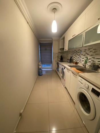 ŞiŞLi HALİDE EDİP ADIVARDA TUNNEL PLAZADA 2+1 SATILIK DAİRE