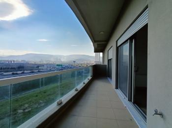 Bornova Narova 2.Etap'ta satılık 1+1 daire