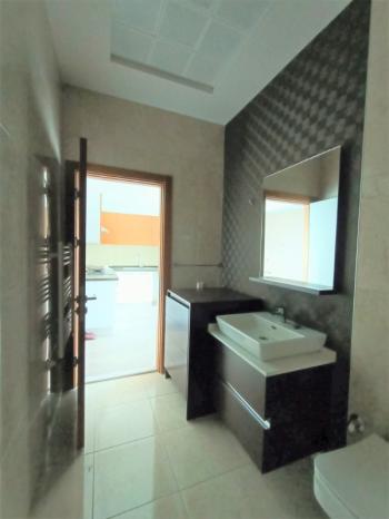 Bornova Narova 2.Etap'ta satılık 1+1 daire