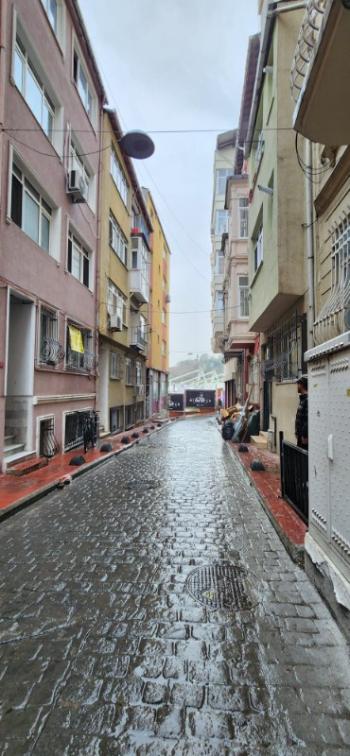 BEYOĞLU ÇATMA MESCİT MAHALLESİNDE SATILIK KOMPLE BİNA