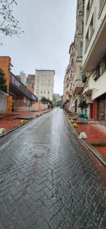 BEYOĞLU ÇATMA MESCİT MAHALLESİNDE SATILIK KOMPLE BİNA