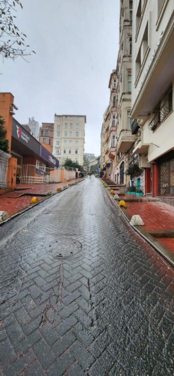 BEYOĞLU ÇATMA MESCİT MAHALLESİNDE SATILIK KOMPLE BİNA