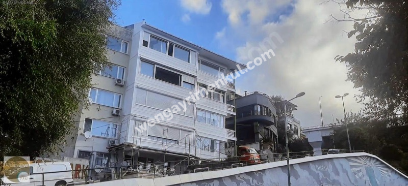 ŞiŞLi HALİDE EDİP ADIVARDA TUNNEL PLAZADA 2+1 SATILIK DAİRE