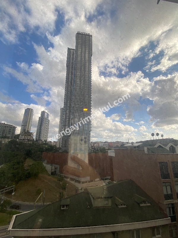 ŞiŞLi HALİDE EDİP ADIVARDA TUNNEL PLAZADA 2+1 SATILIK DAİRE