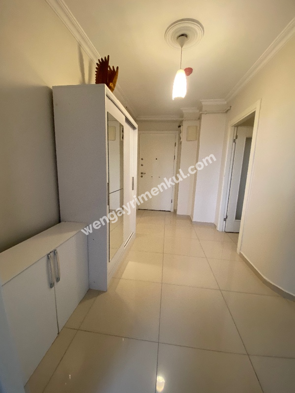 ŞiŞLi HALİDE EDİP ADIVARDA TUNNEL PLAZADA 2+1 SATILIK DAİRE