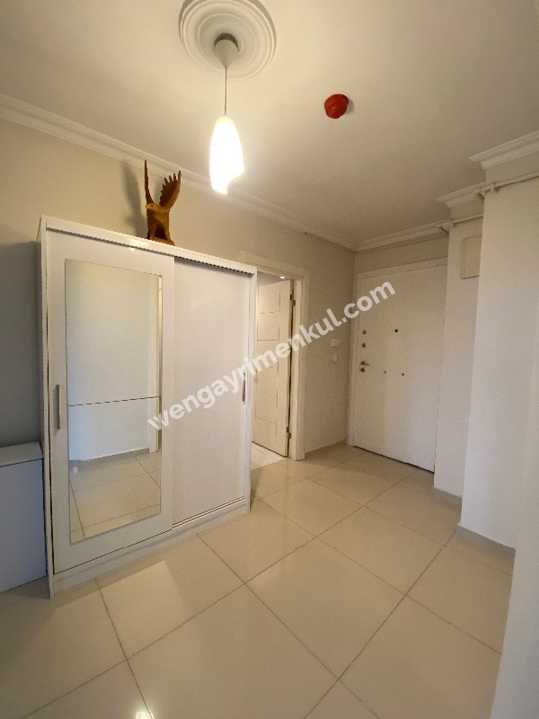 ŞiŞLi HALİDE EDİP ADIVARDA TUNNEL PLAZADA 2+1 SATILIK DAİRE