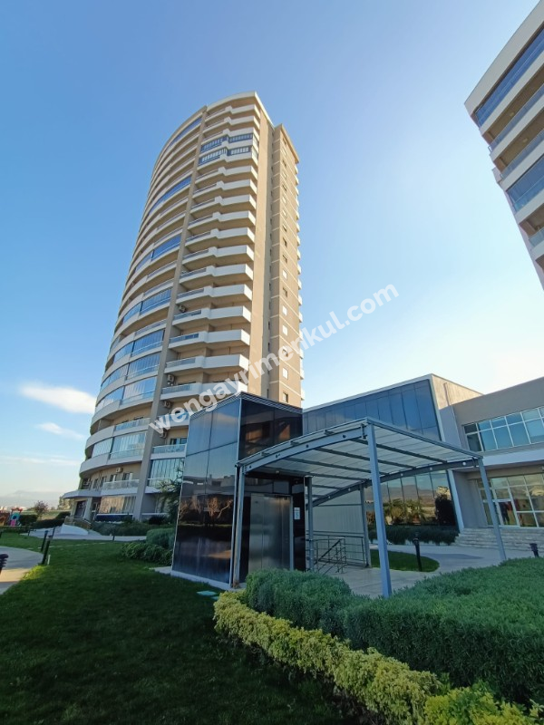 Bornova Narova 2.Etap'ta satılık 1+1 daire