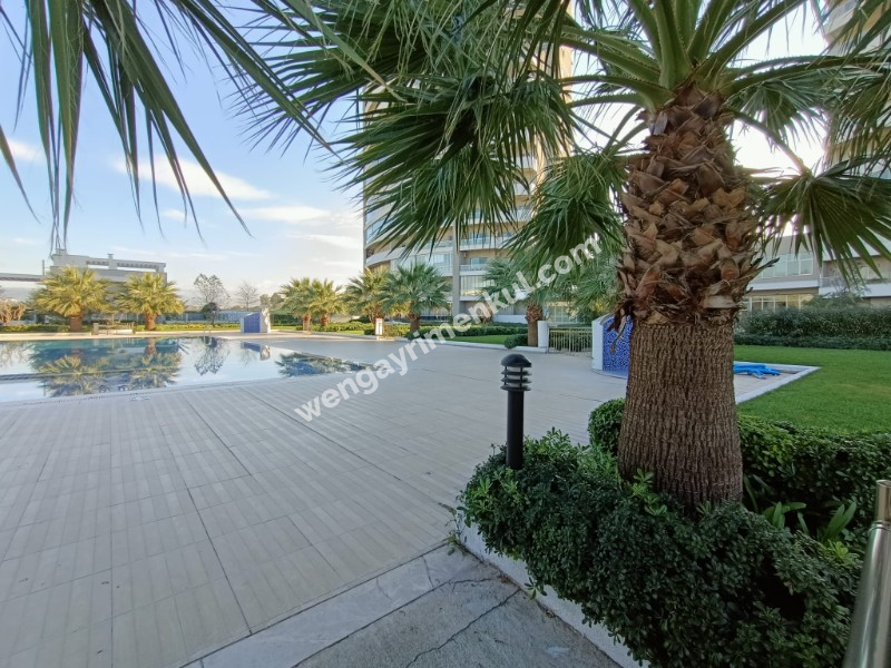 Bornova Narova 2.Etap'ta satılık 1+1 daire